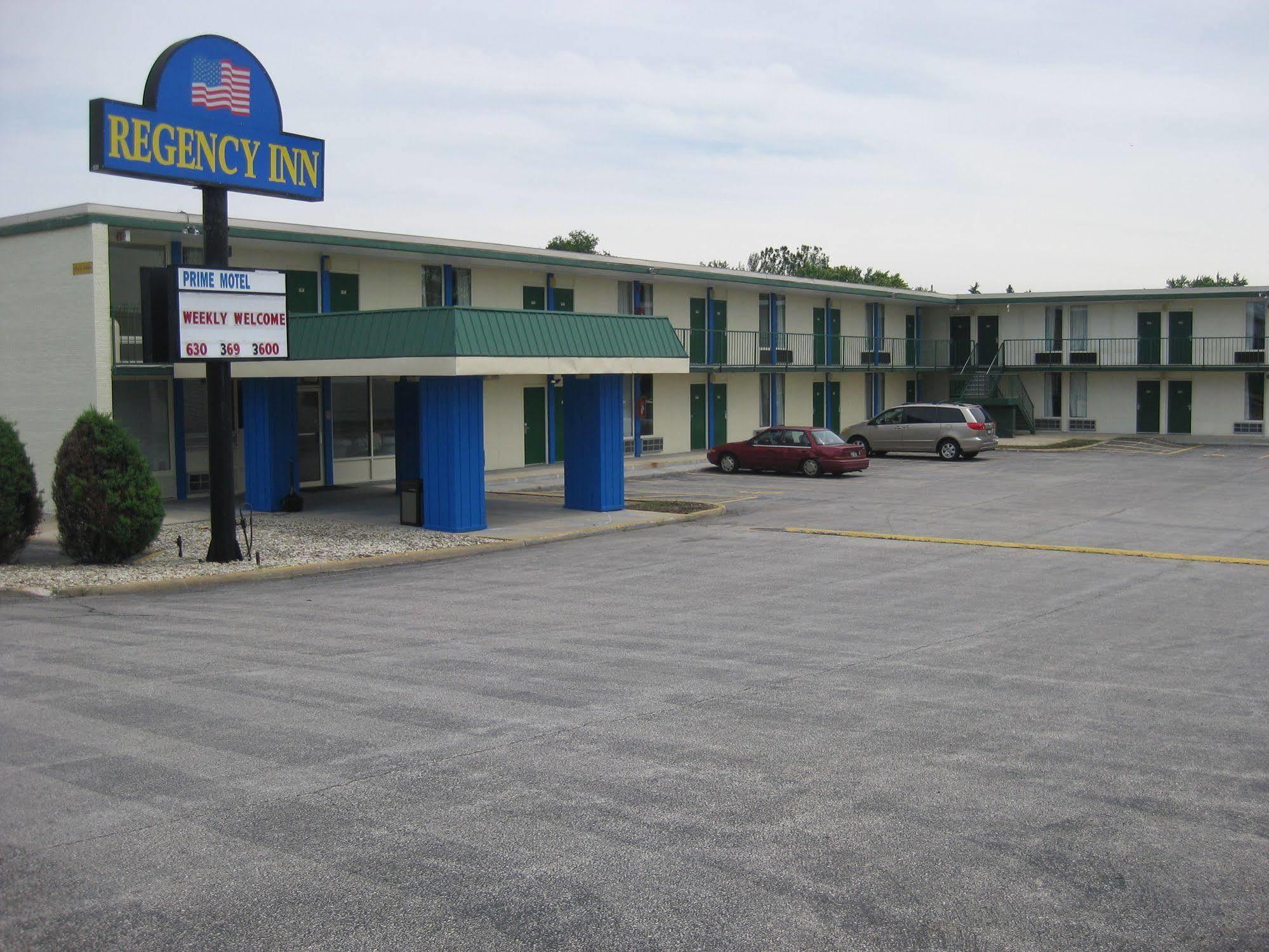 Regency Inn Of Naperville Exterior photo